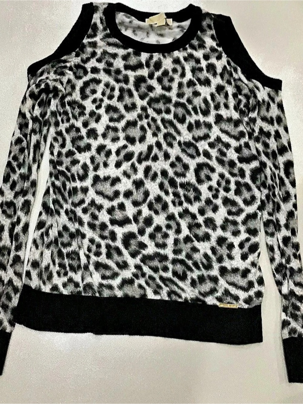 Michael Kors Cold Shoulder Long Sleeve Animal Print Size Small Black White Top